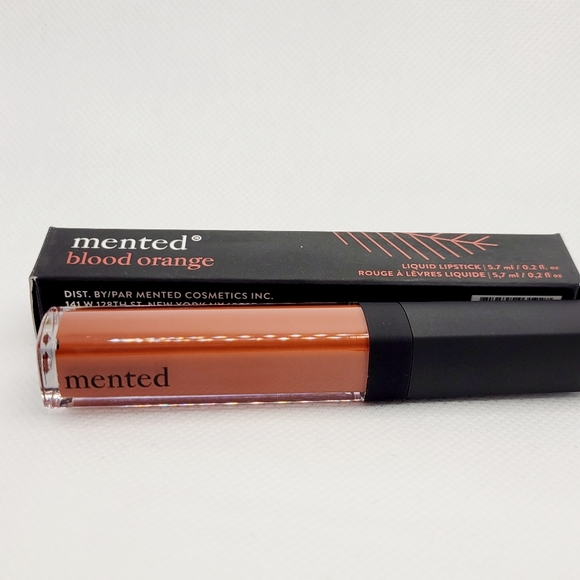 Mented Liquid Lipstick in Blood Orange shade - Picture 2 of 5